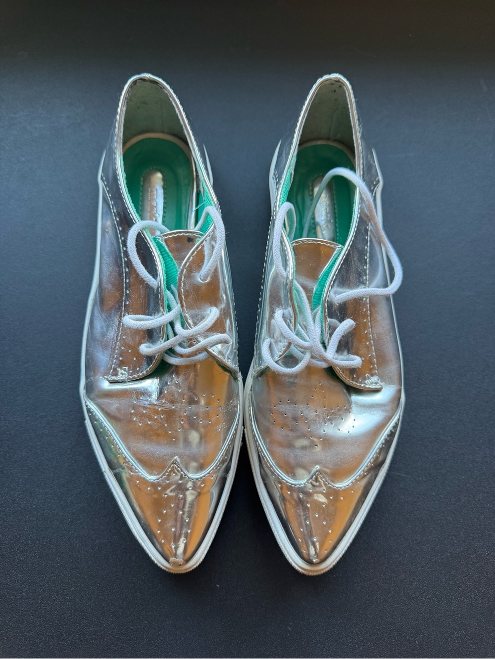 mark. Metallic Silver Pointed Lace-Up Oxfords with Teal Insoles